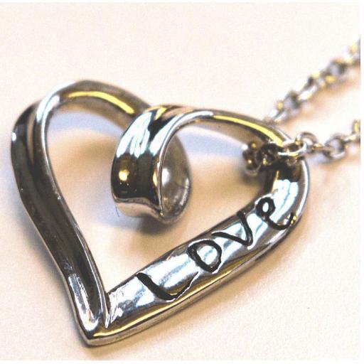 LOVE HEART Pendant Necklace.jpg